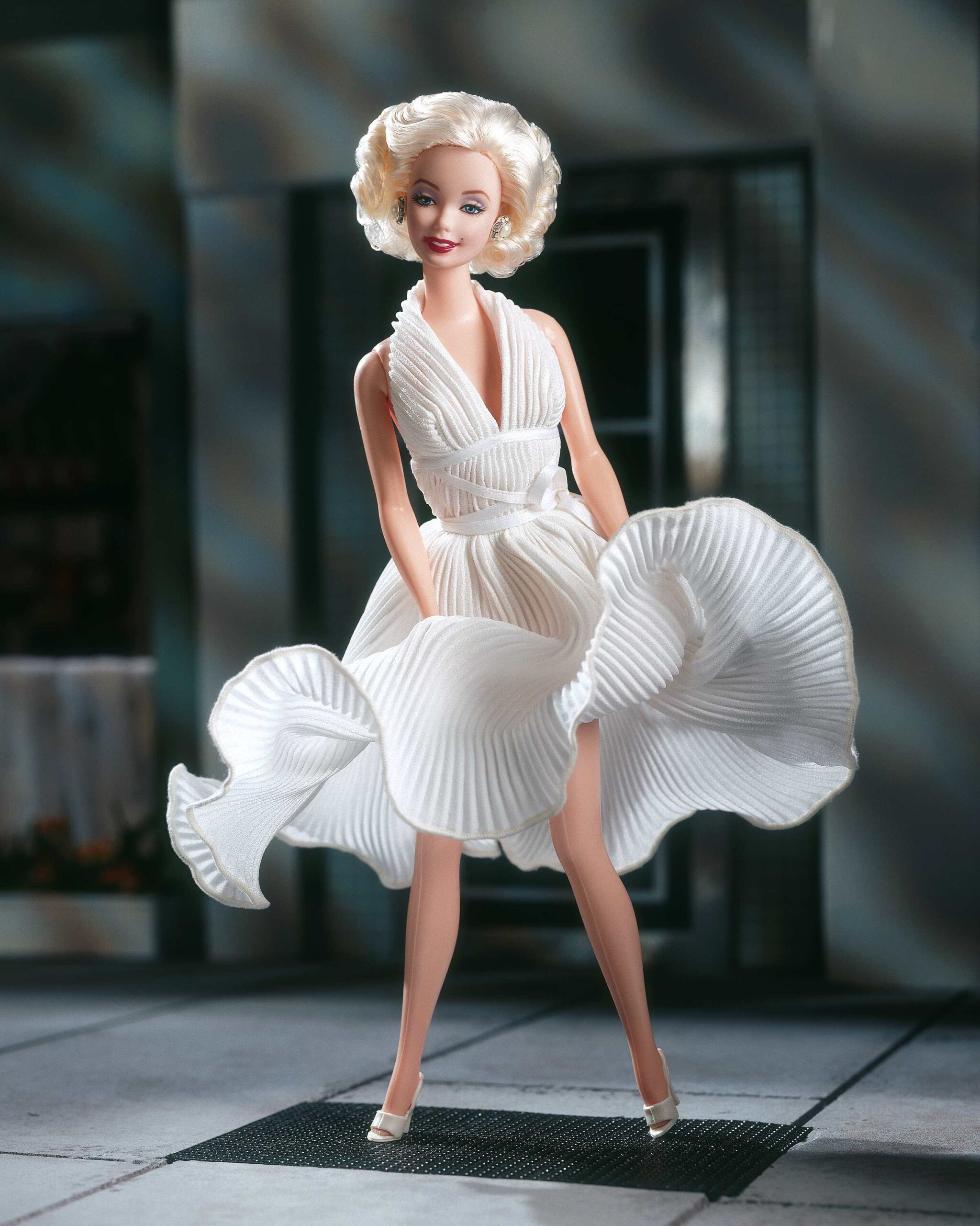 Η Barbie τιμά την 100ή επέτειο από τη γέννηση της Marilyn Monroe με μια νέα συλλεκτική κούκλα