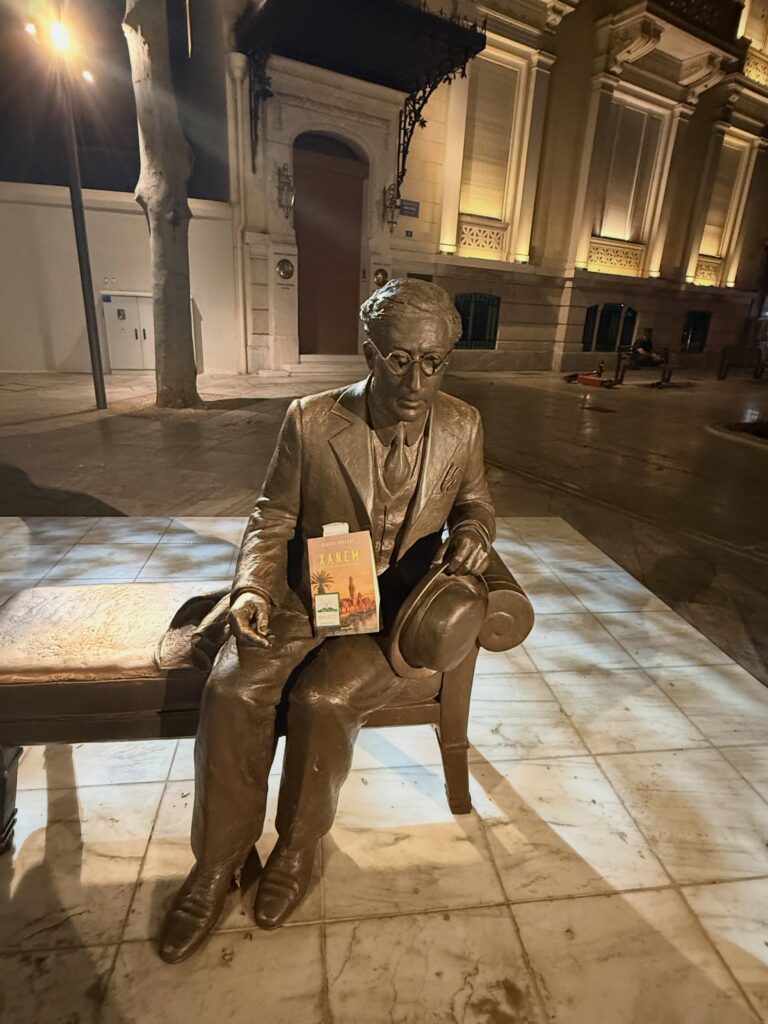 book drop των Book Fairies Greece